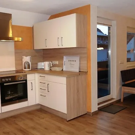Ferienwohnungen Mittendrin Willingen  Zimmer foto
